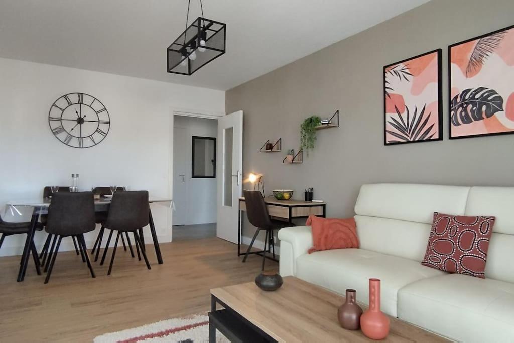 Les Geraniums, Bel Appartement Renove, Proche Plage Et Commerces La Seyne-sur-Mer Luaran gambar